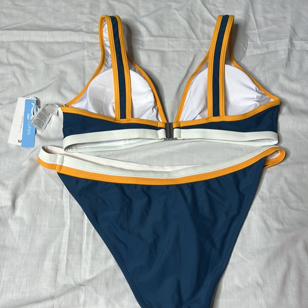Cupshe Bikini - Picture 4 of 4
